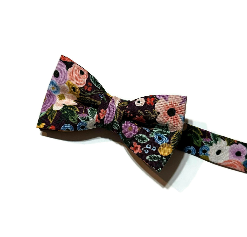 Garden Party Petite Floral Bow Tie - Boys featuring vibrant floral print, perfect for boys' formal wear and special occasions.