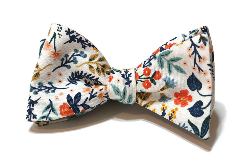 White Metallic Wildwood Floral Bow Tie